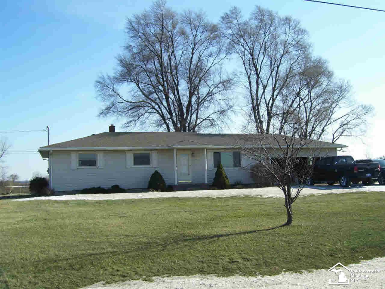 11970 Minx Road Temperance, MI 48182 - Photo 2 of 13 20458210-1.JPG