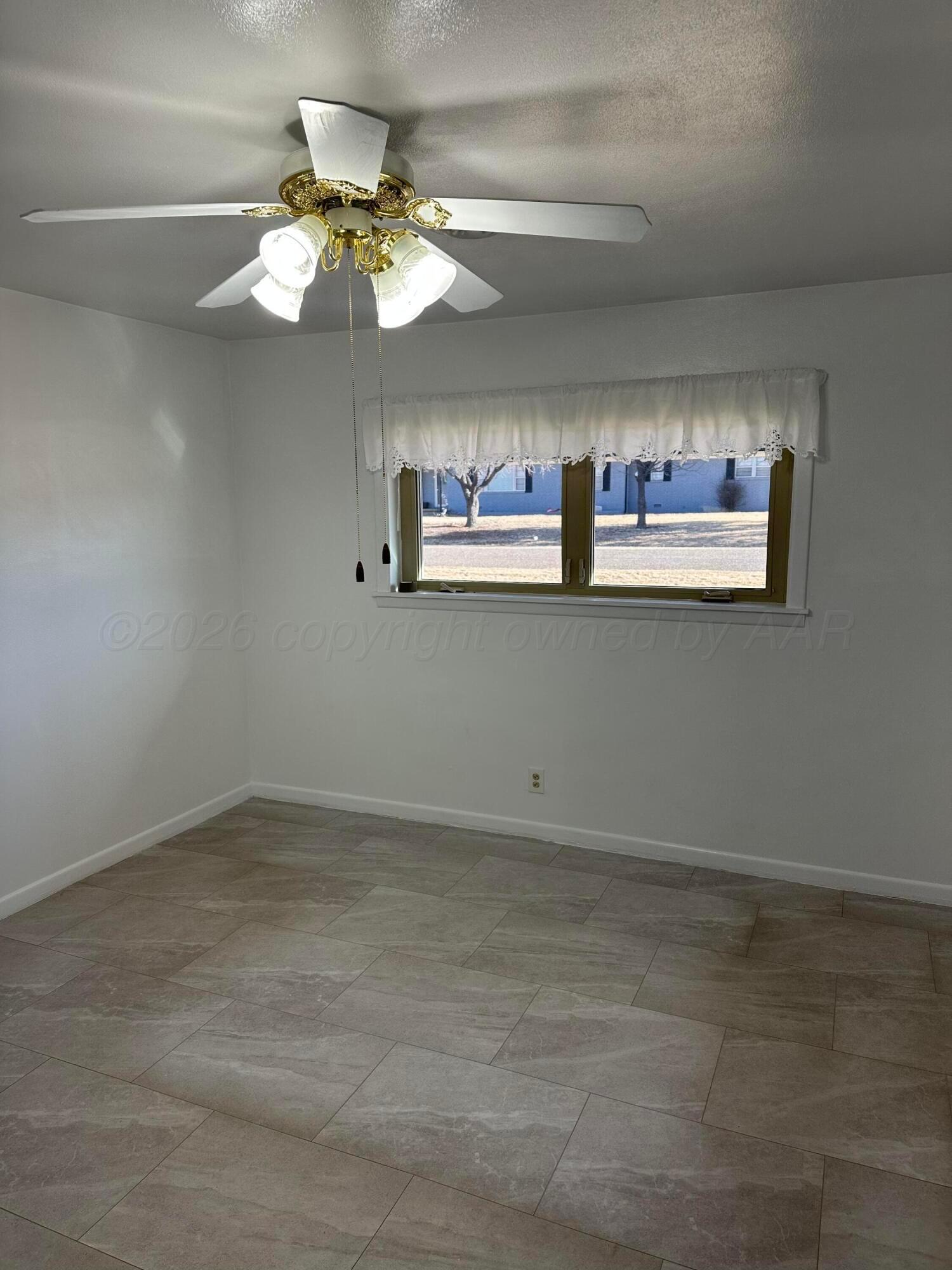 303 Tansy Street Borger, TX 79007 - Photo 15 of 27 IMG_3394