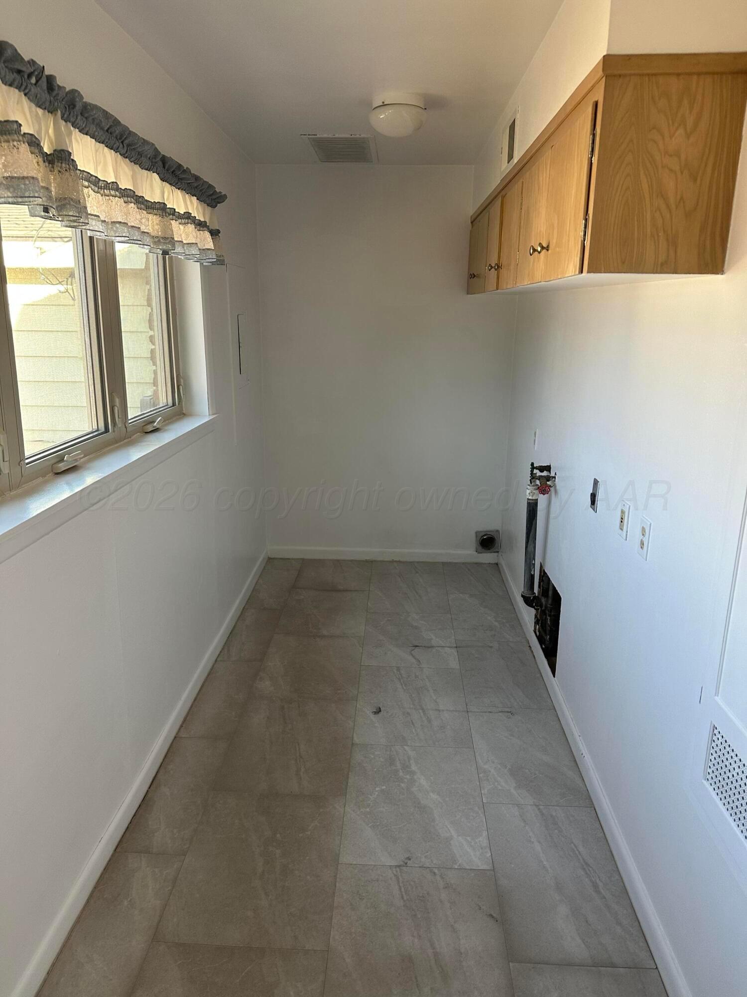 303 Tansy Street Borger, TX 79007 - Photo 19 of 27 IMG_3404