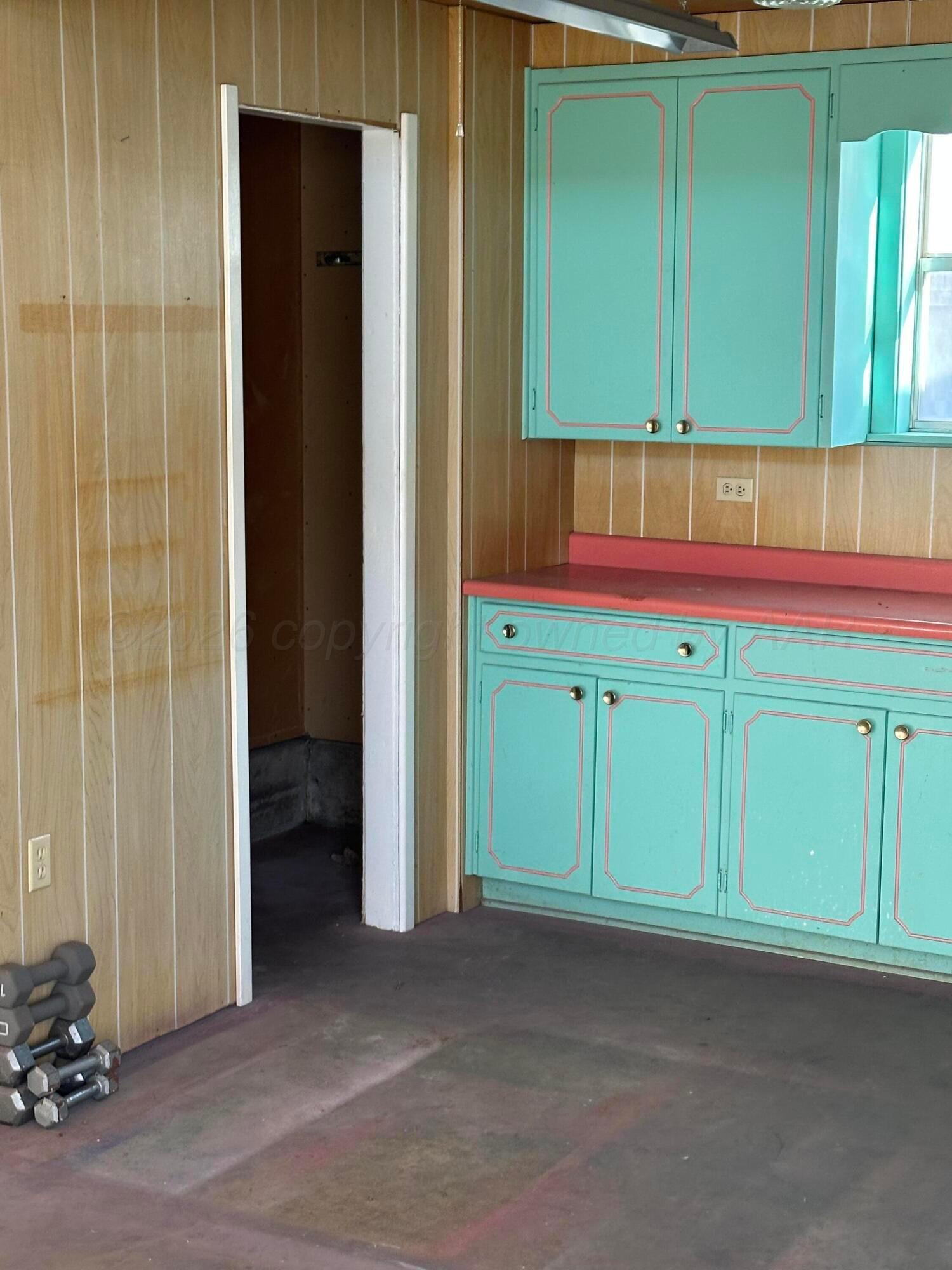 303 Tansy Street Borger, TX 79007 - Photo 21 of 27 IMG_3410