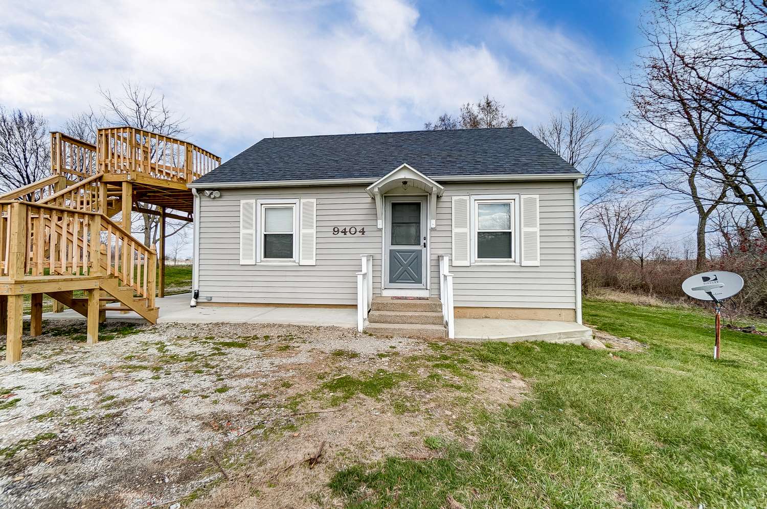 9404 Lower Huntington Road Fort Wayne, IN 46809 - Photo 1 of 36