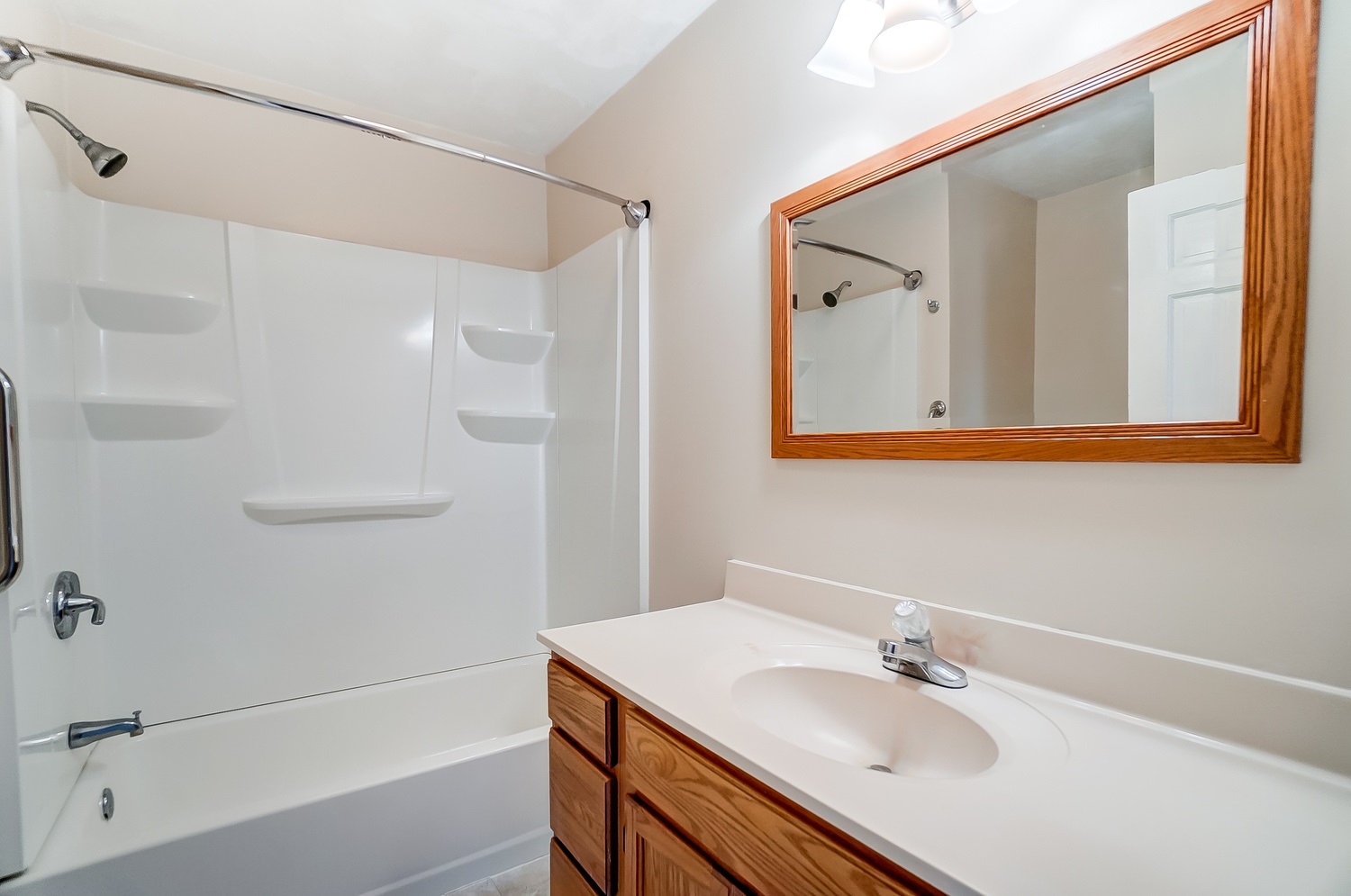 9404 Lower Huntington Road Fort Wayne, IN 46809 - Photo 16 of 36