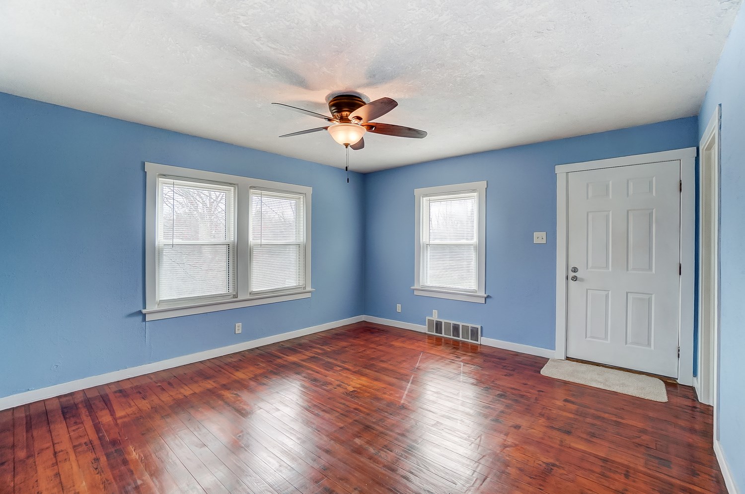 9404 Lower Huntington Road Fort Wayne, IN 46809 - Photo 6 of 36