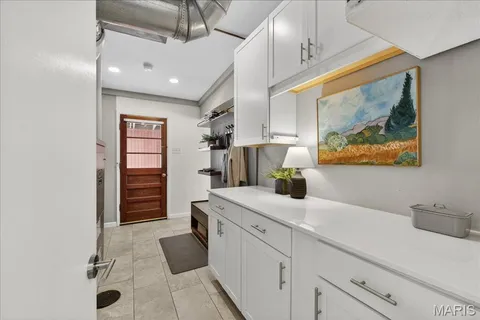 $525,000 | 2402 St Giles Road, St. Louis, MO 63122