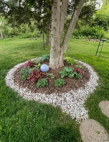 $525,000 | 2402 St Giles Road, St. Louis, MO 63122