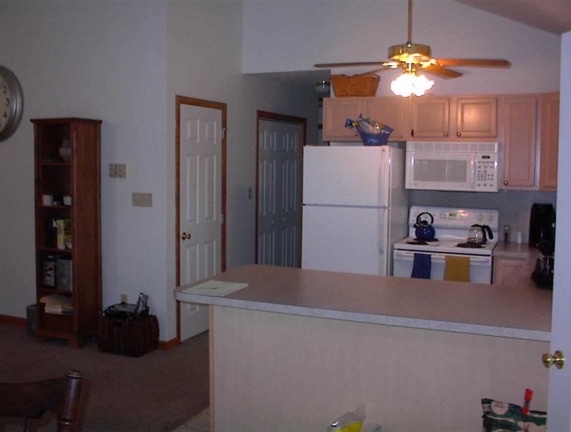 80 Yellow Run Road Jim Thorpe, PA 18229 - Photo 6 of 9 KITCHEN