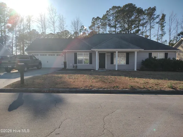 $1,950 | 133 Corinth Drive, New Bern, NC 28562