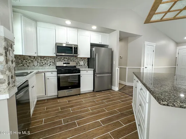 $1,950 | 133 Corinth Drive, New Bern, NC 28562