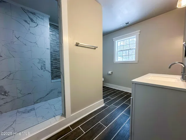 $1,950 | 133 Corinth Drive, New Bern, NC 28562