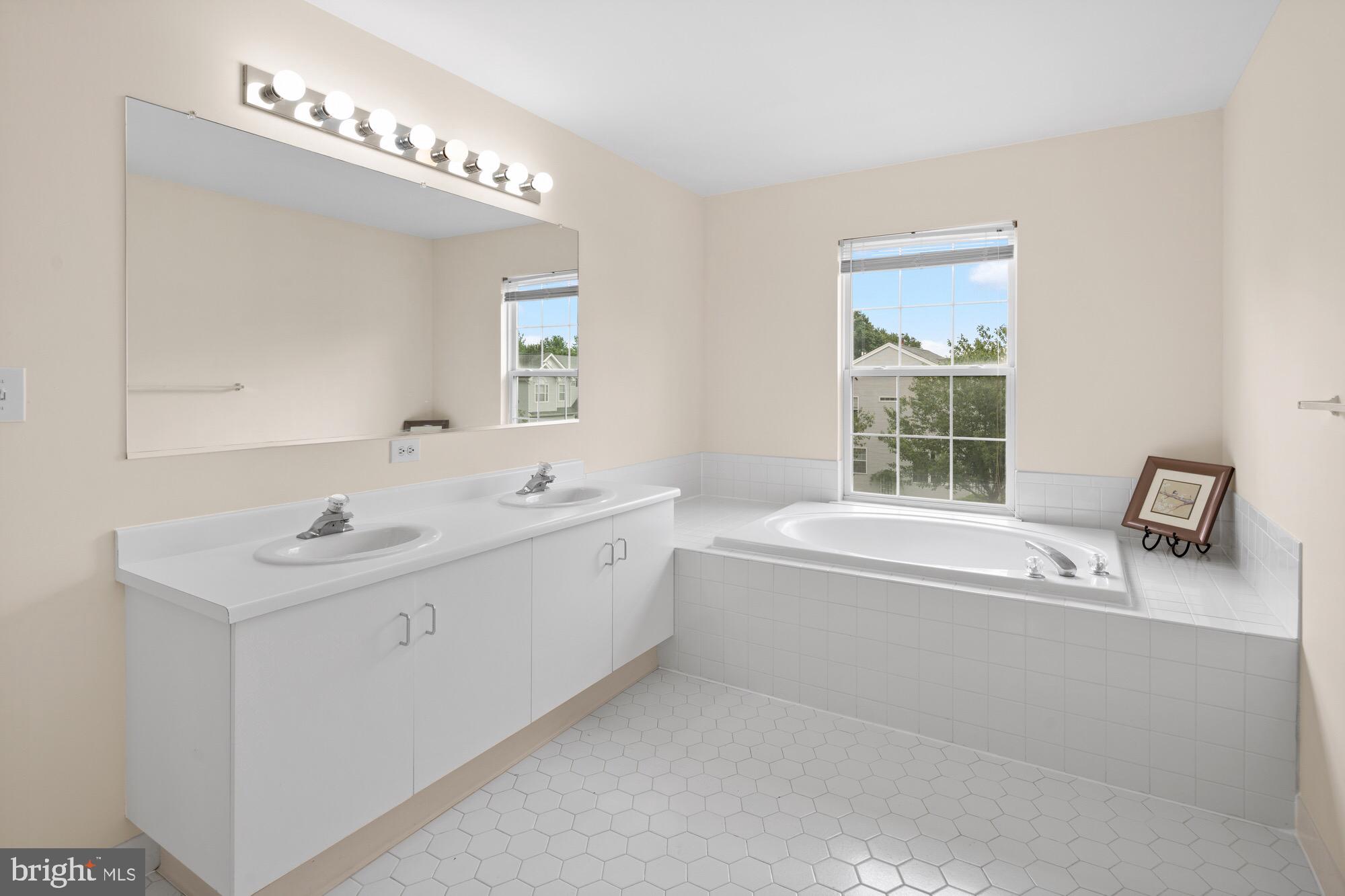 18 Coburn Road Pennington, NJ 08534 - Photo 23 of 40