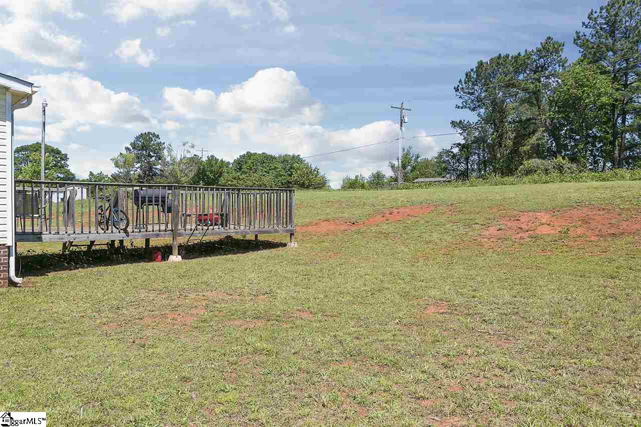 739 Shiloh Church Road Wellford, SC 29385 - Photo 4 of 24 Gallery Image 4