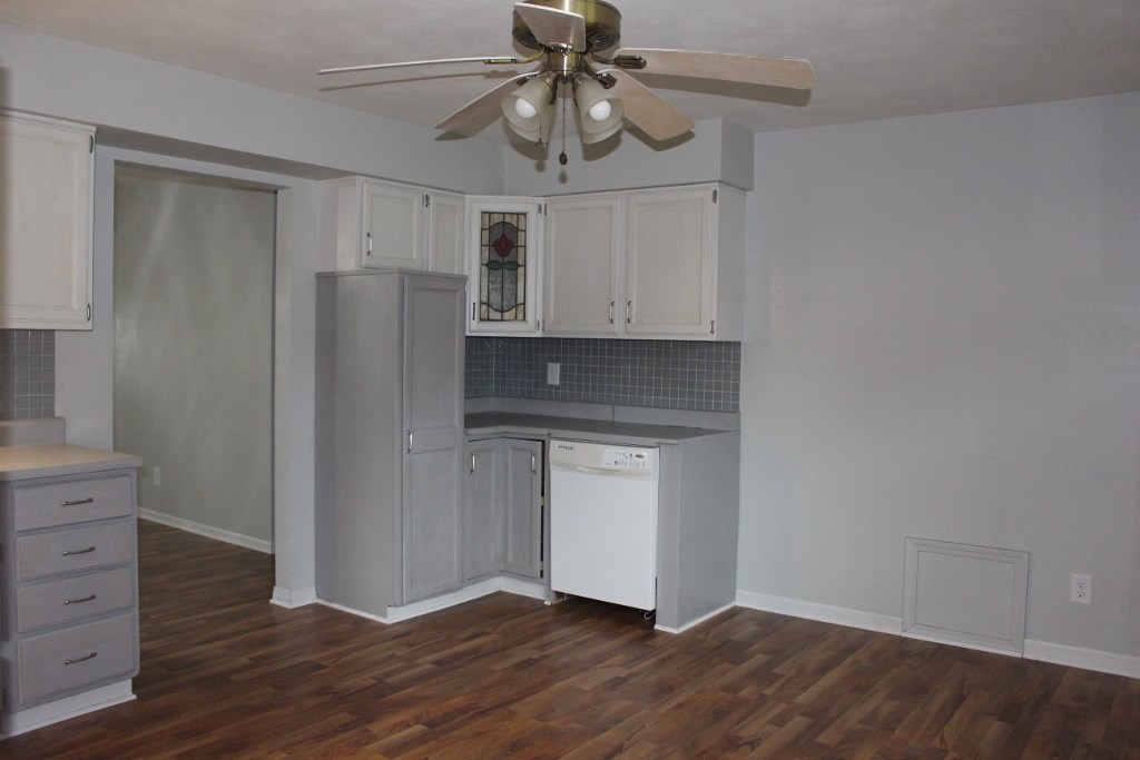 8205 Mildred Road Machesney Park, IL 61115 - Photo 5 of 20 Gallery Image 5