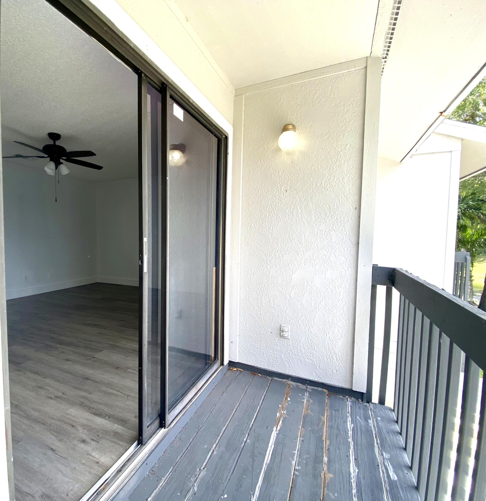4104 Inlet Circle, Unit 4104 Greenacres, FL 33463 - Photo 19 of 36 12