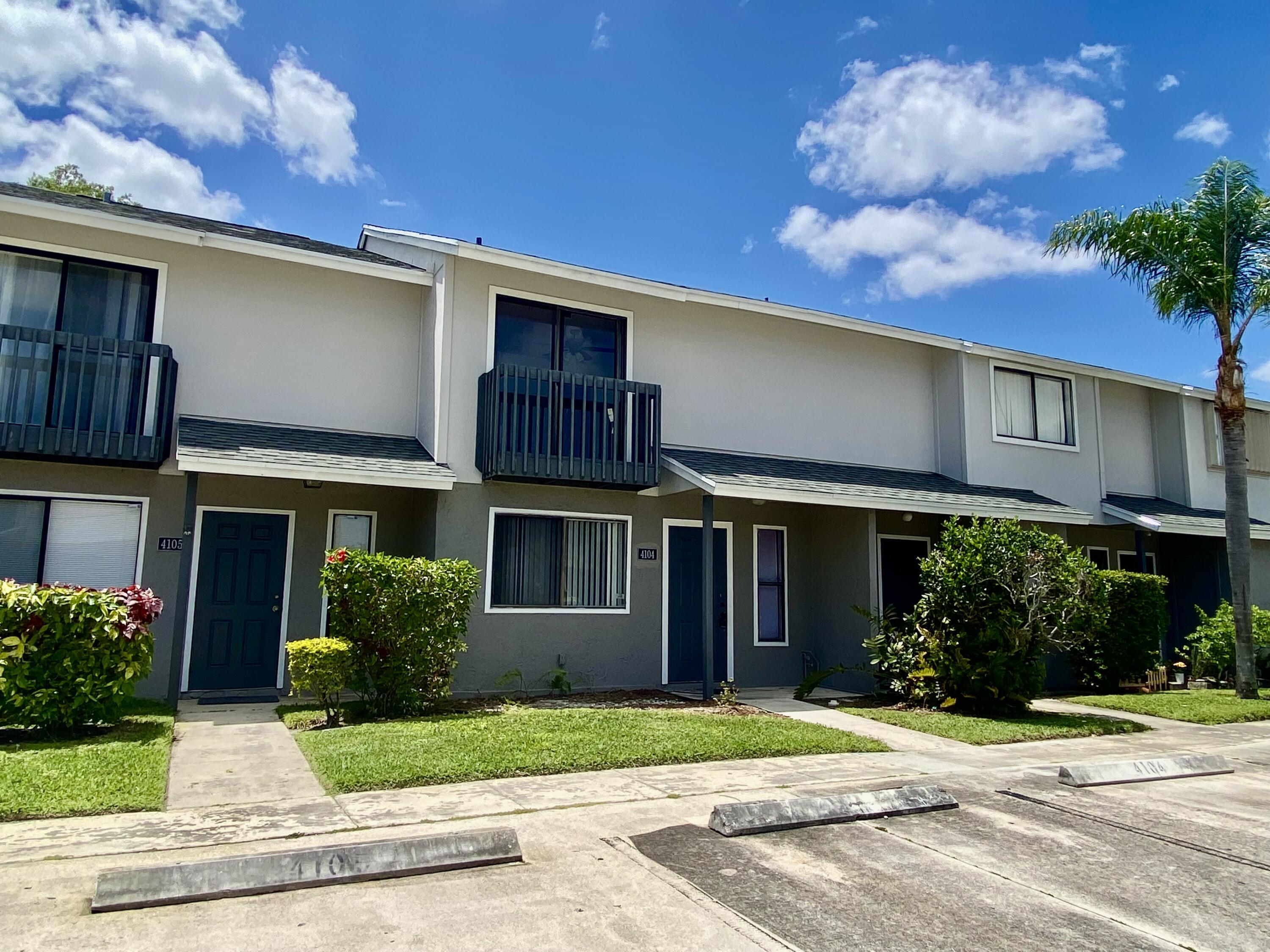 4104 Inlet Circle, Unit 4104 Greenacres, FL 33463 - Photo 3 of 36 2