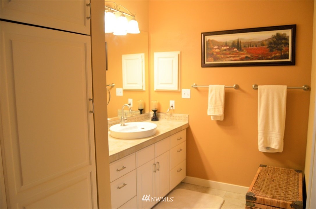 2424 Corman Road Longview, WA 98632 - Photo 12 of 40 Gallery Image 12