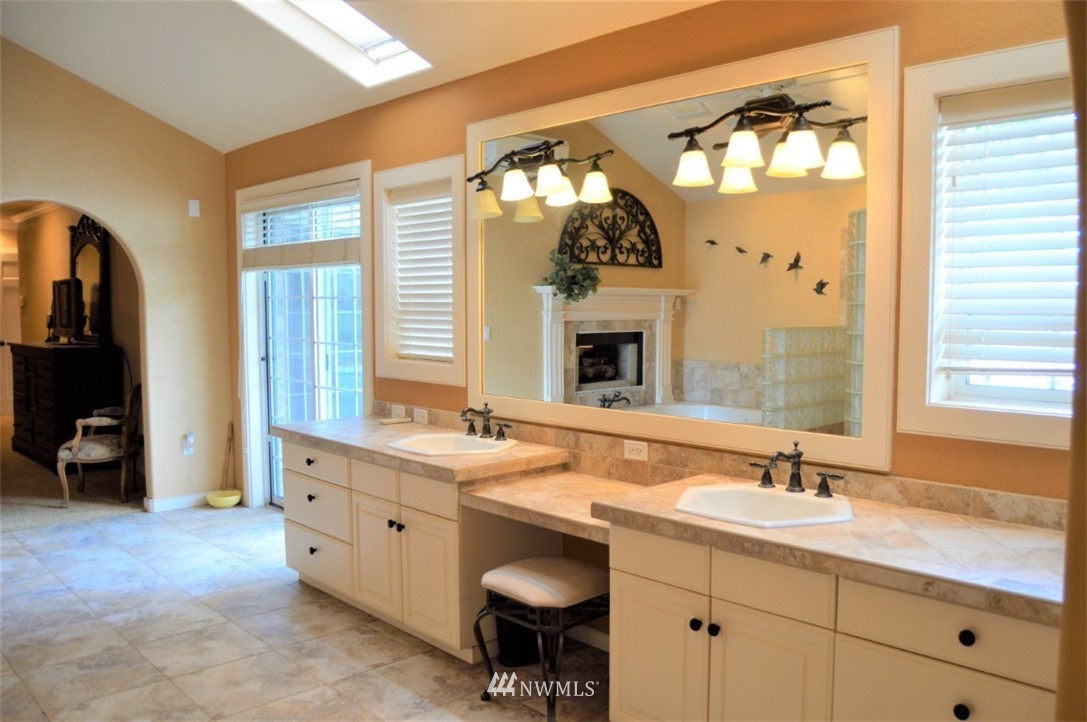2424 Corman Road Longview, WA 98632 - Photo 20 of 40 Gallery Image 20