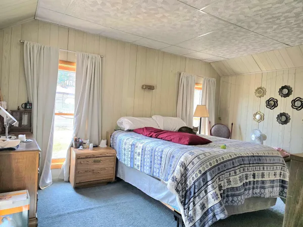 $137,000 | 206 Railroad Street, Elroy, WI 53929