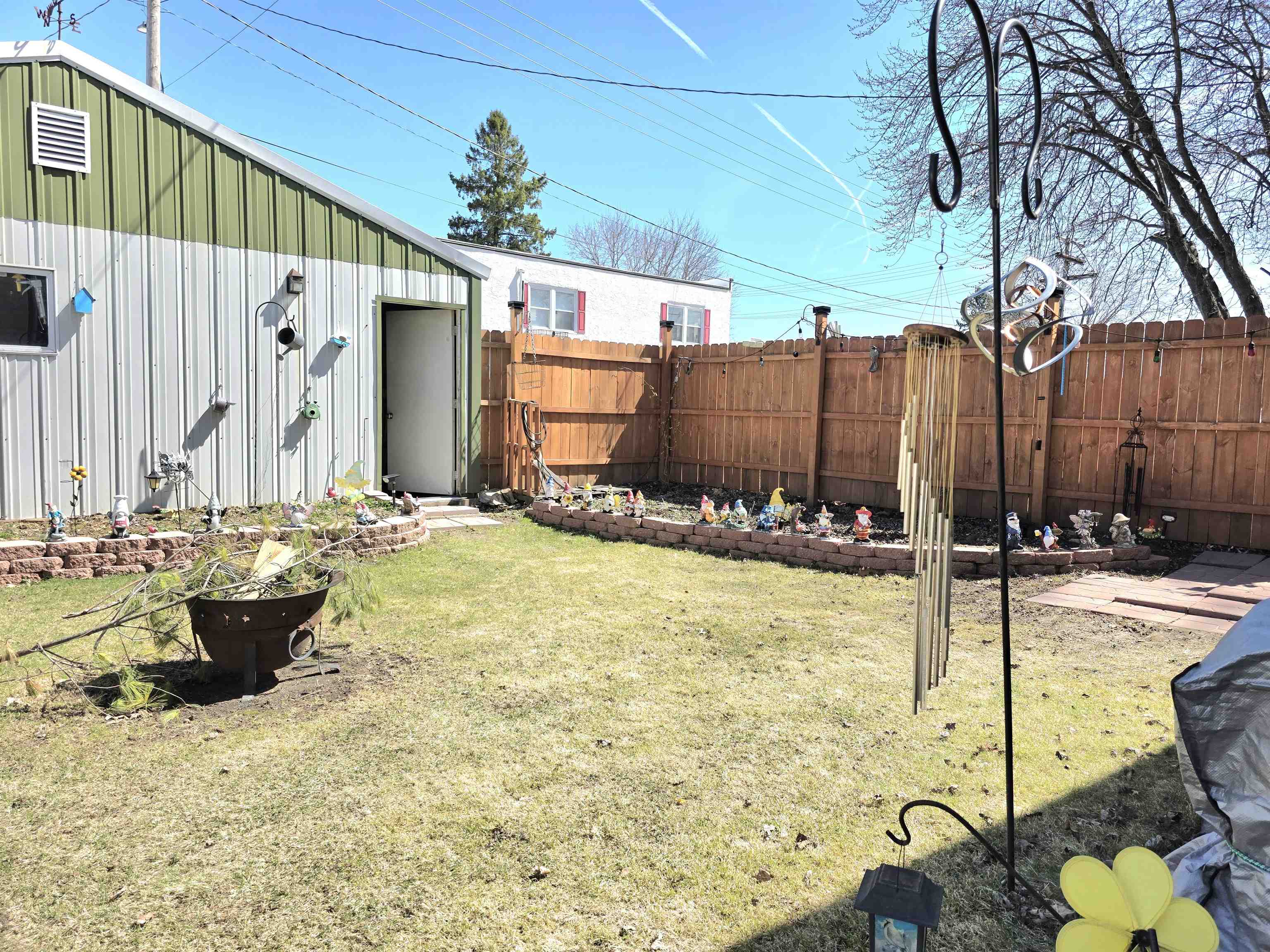 206 Railroad Street Elroy, WI 53929 - Photo 4 of 22