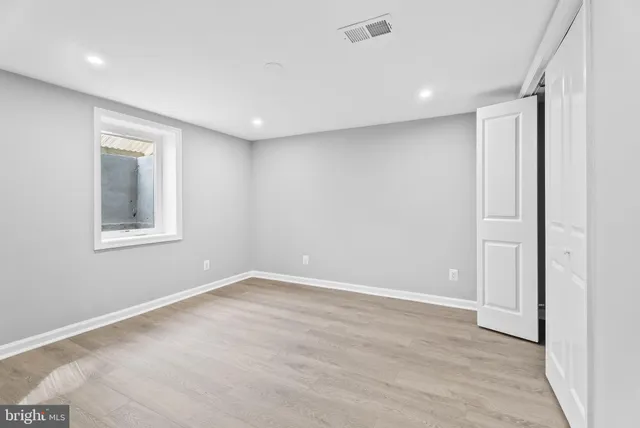 $819,900 | 5822 Brookview Drive, Alexandria, VA 22310