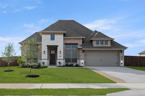 $447,999 | 105 Grey Wolf Court, Godley, TX 76044