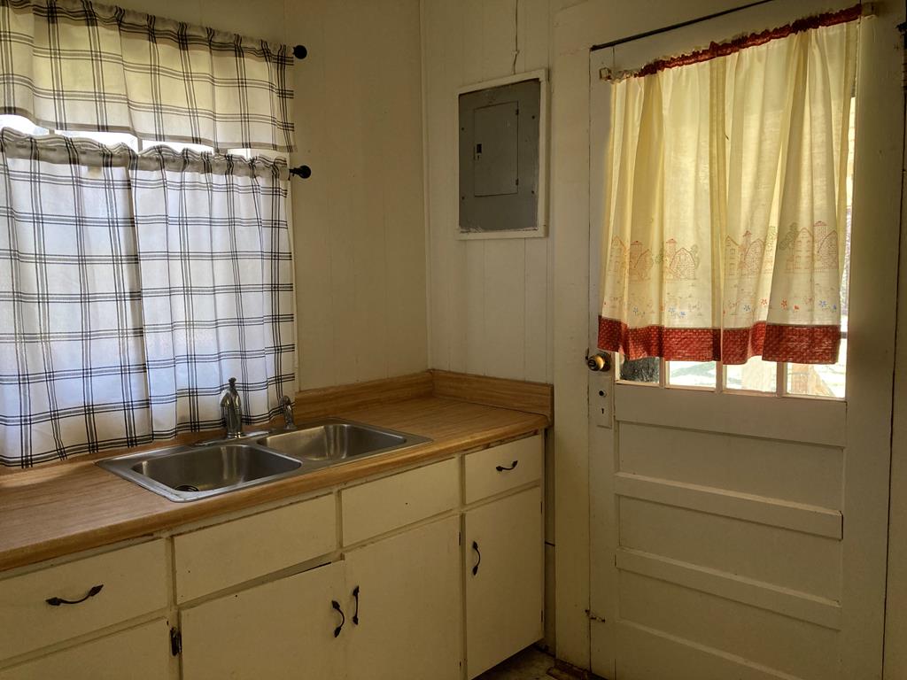 313 Ridge Road Castleberry, AL 36432 - Photo 16 of 35