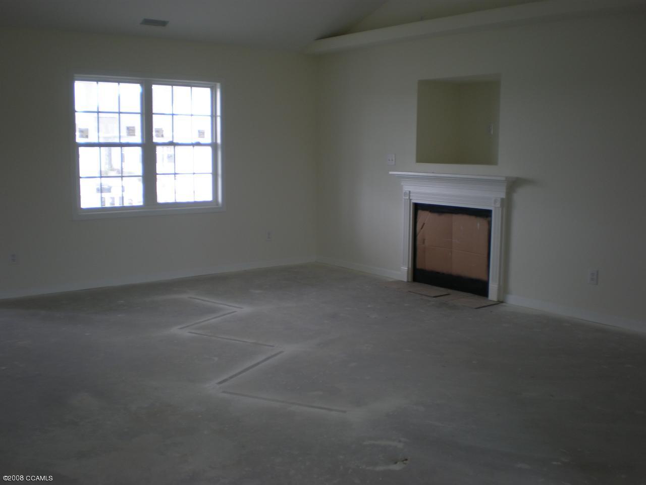 208 Rutledge Avenue Beaufort, NC 28516 - Photo 3 of 6 Great Room
