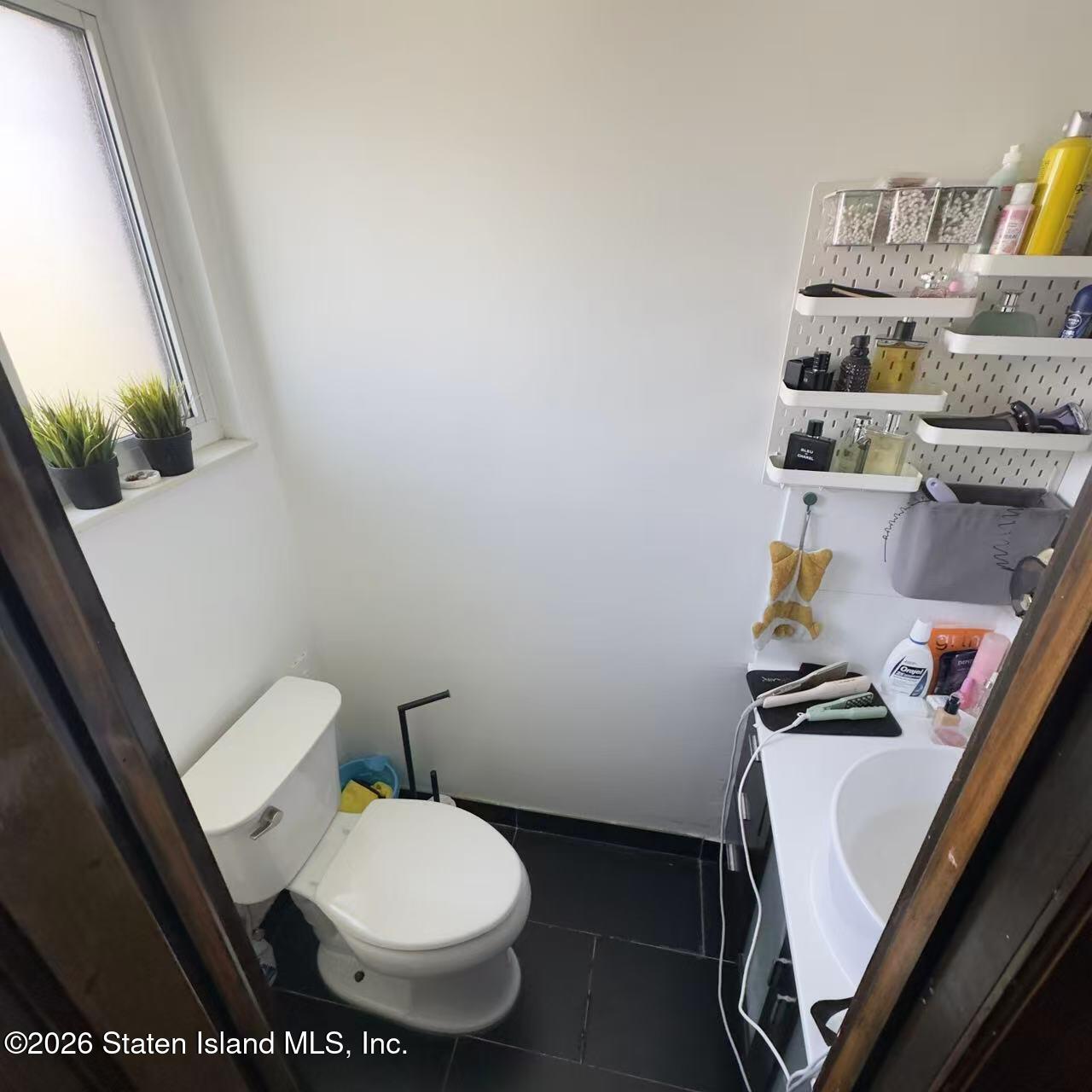 26 Windham Loop, Unit 3A Staten Island, NY 10314 - Photo 16 of 19 2223487e834fa9bc52bdc6ced6a1d448