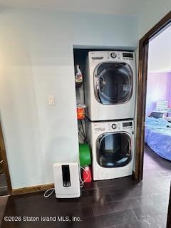 26 Windham Loop, Unit 3A Staten Island, NY 10314 - Photo 19 of 19 a view of a living room with washer and dryer