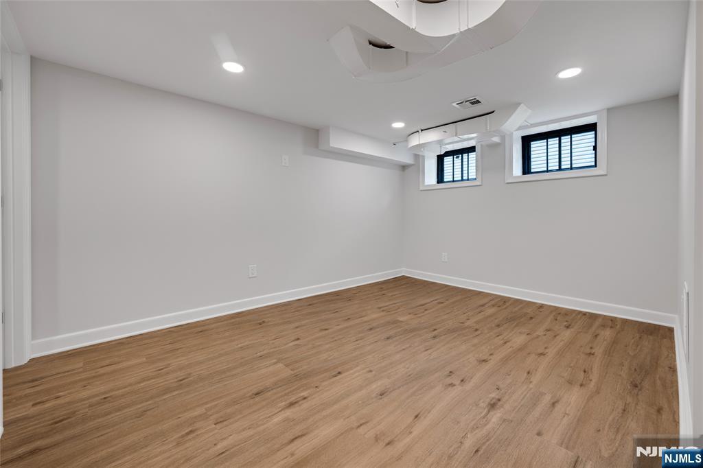 21 End Terrace Bloomfield, NJ 07003 - Photo 18 of 26