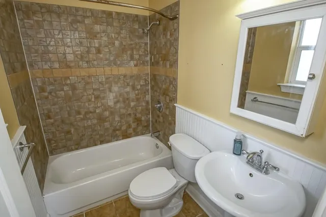 $217,000 | 3504 Veronica Drive, Chalmette, LA 70043