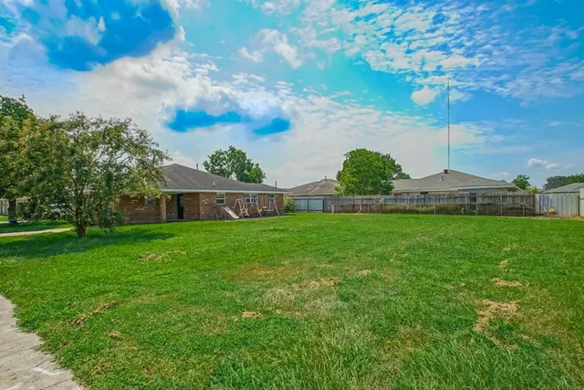$217,000 | 3504 Veronica Drive, Chalmette, LA 70043