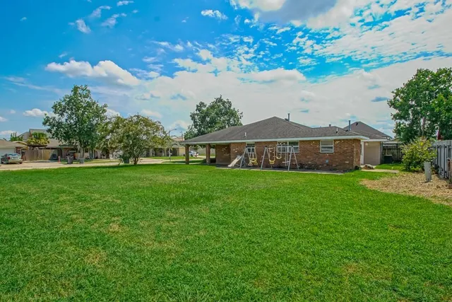 $217,000 | 3504 Veronica Drive, Chalmette, LA 70043