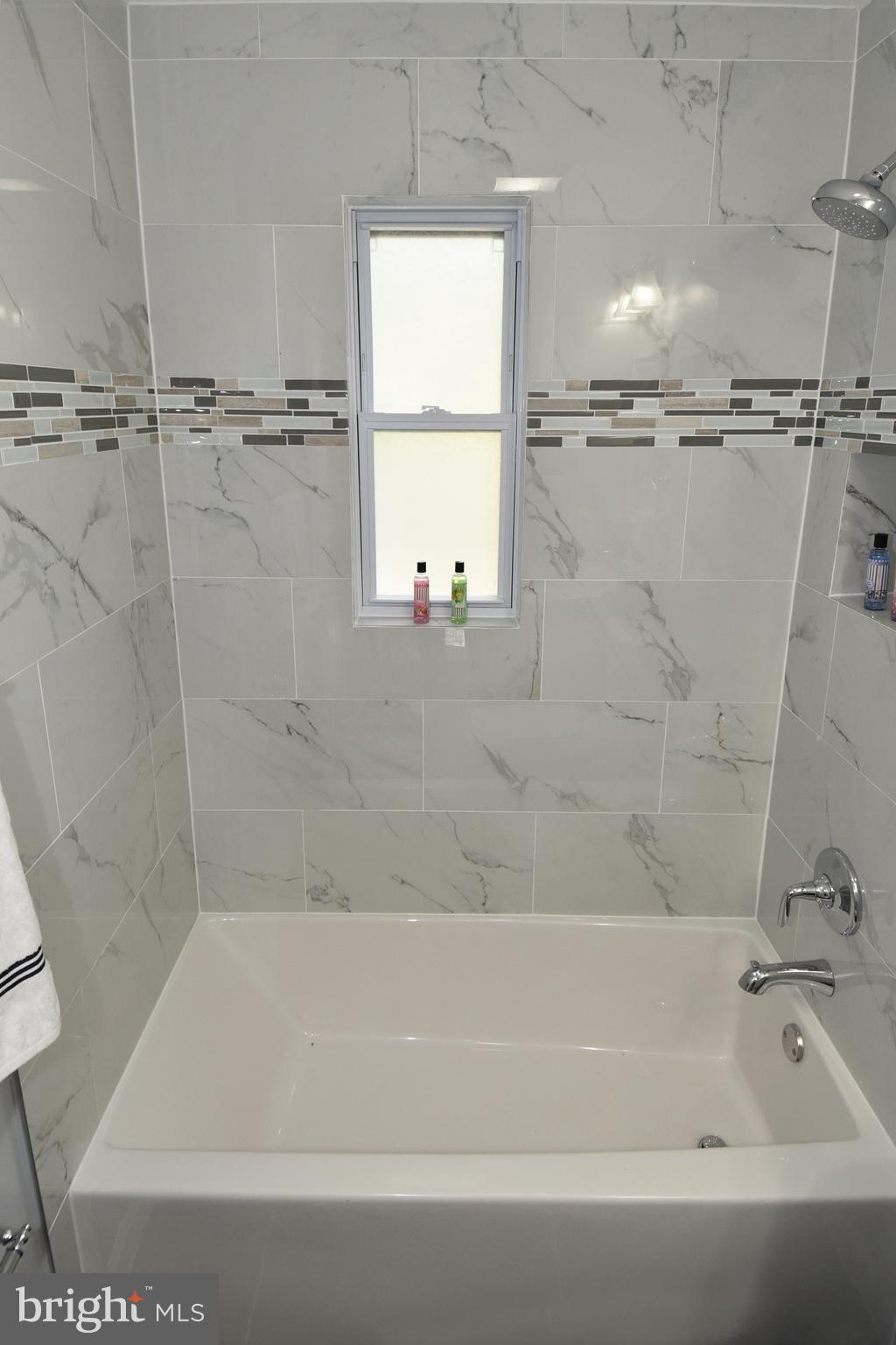 3036 Stanton Road Southeast Washington, DC 20020 - Photo 23 of 32 BEAUTIFUL TUB-SHOWER
