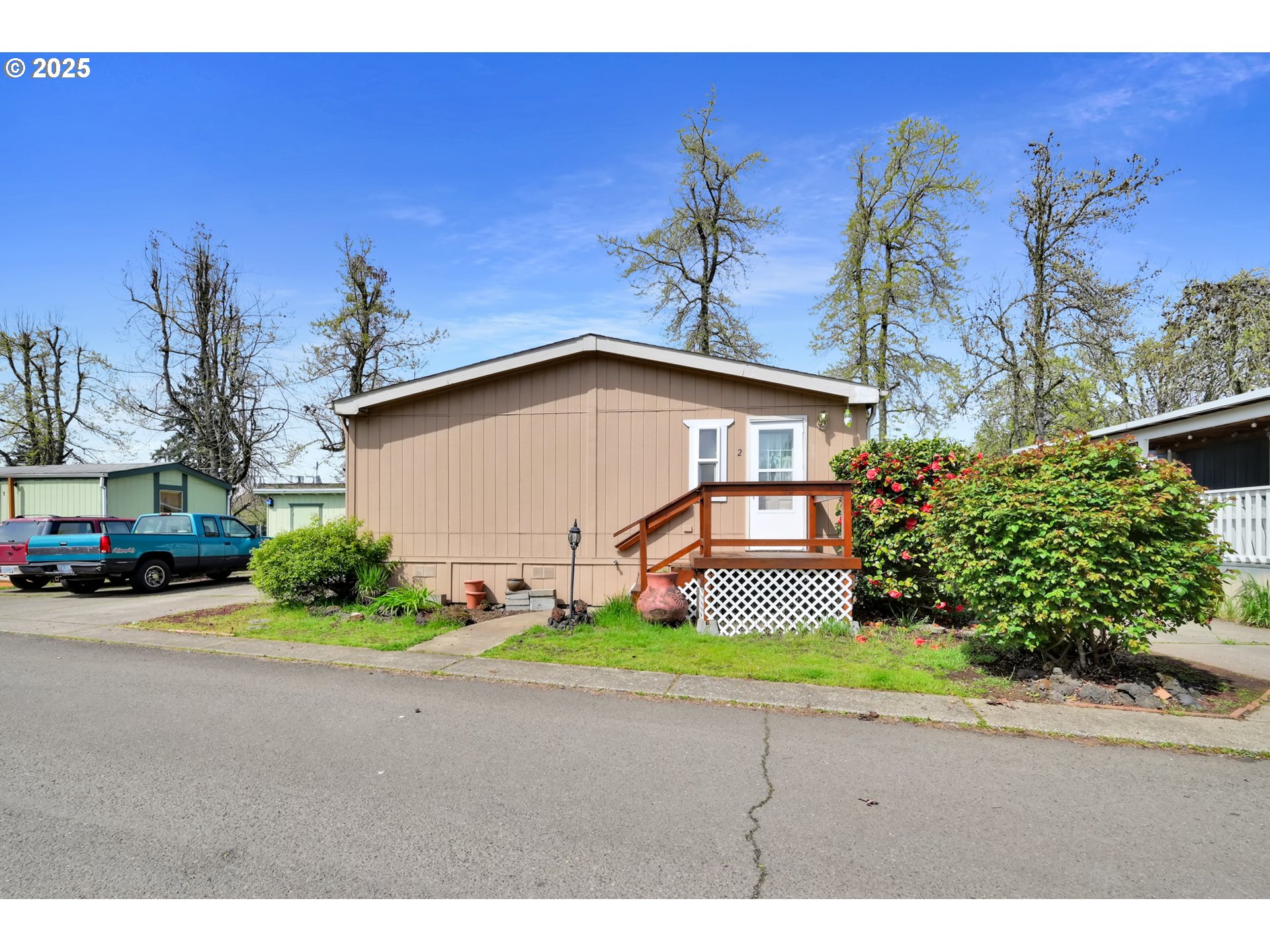 4475 Franklin Boulevard, Unit 2 Eugene, OR 97403 - Photo 1 of 22