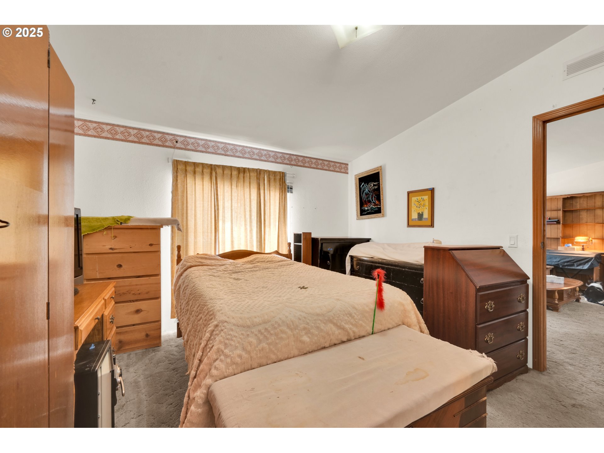 4475 Franklin Boulevard, Unit 2 Eugene, OR 97403 - Photo 12 of 22 Bedroom, Owner's Suite