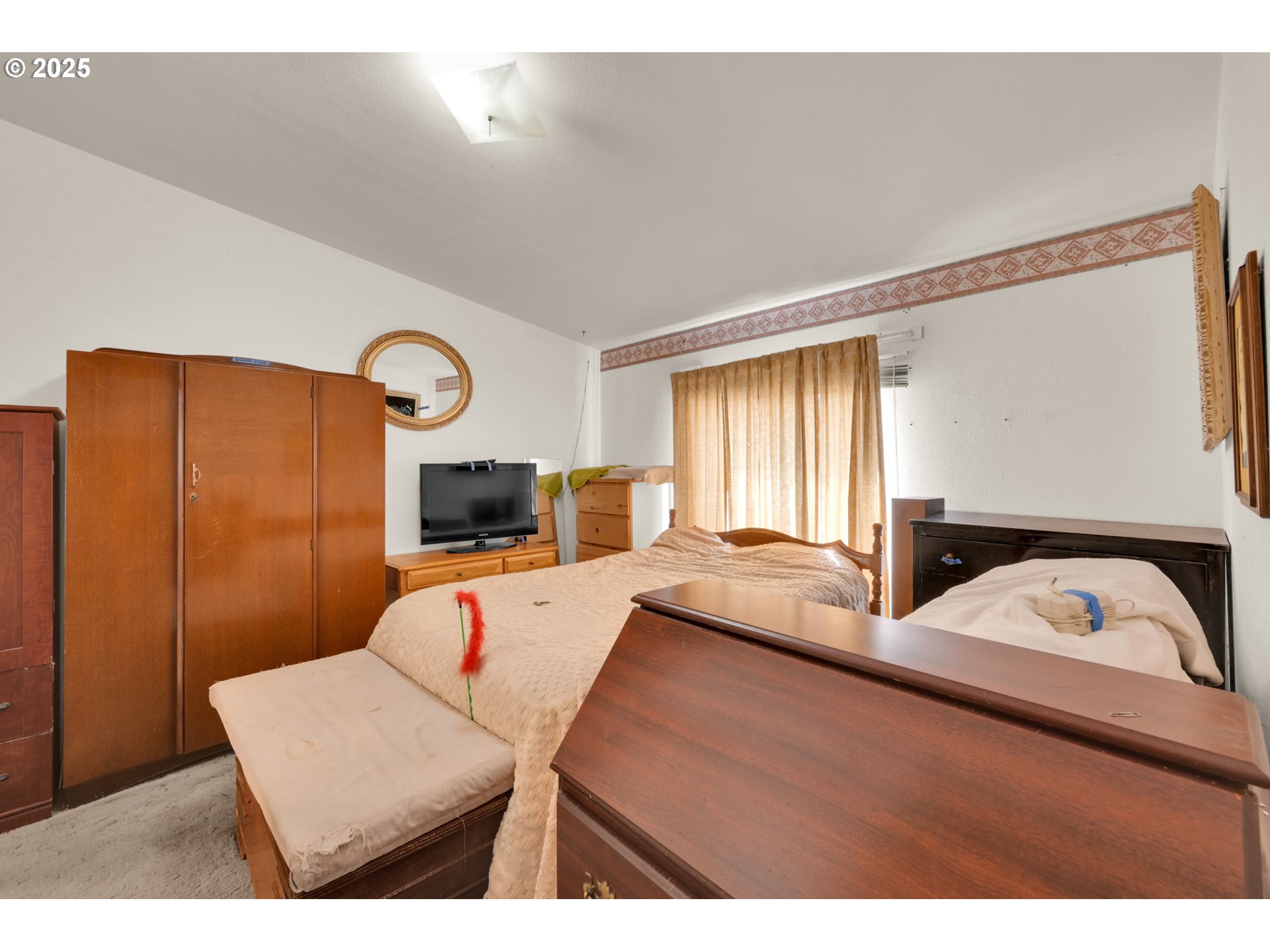 4475 Franklin Boulevard, Unit 2 Eugene, OR 97403 - Photo 13 of 22 Bedroom, Owner's Suite