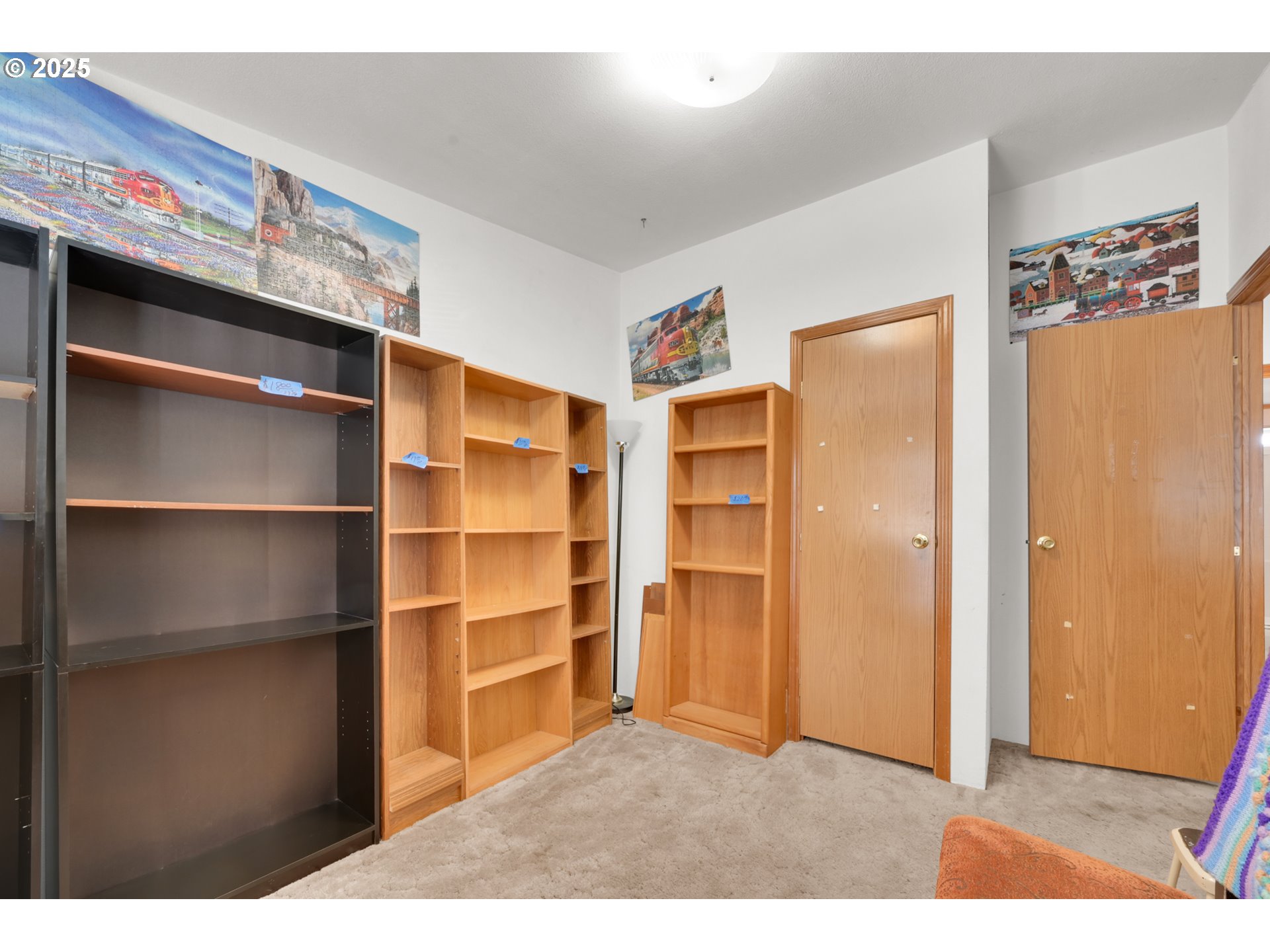 4475 Franklin Boulevard, Unit 2 Eugene, OR 97403 - Photo 15 of 22 Bedroom