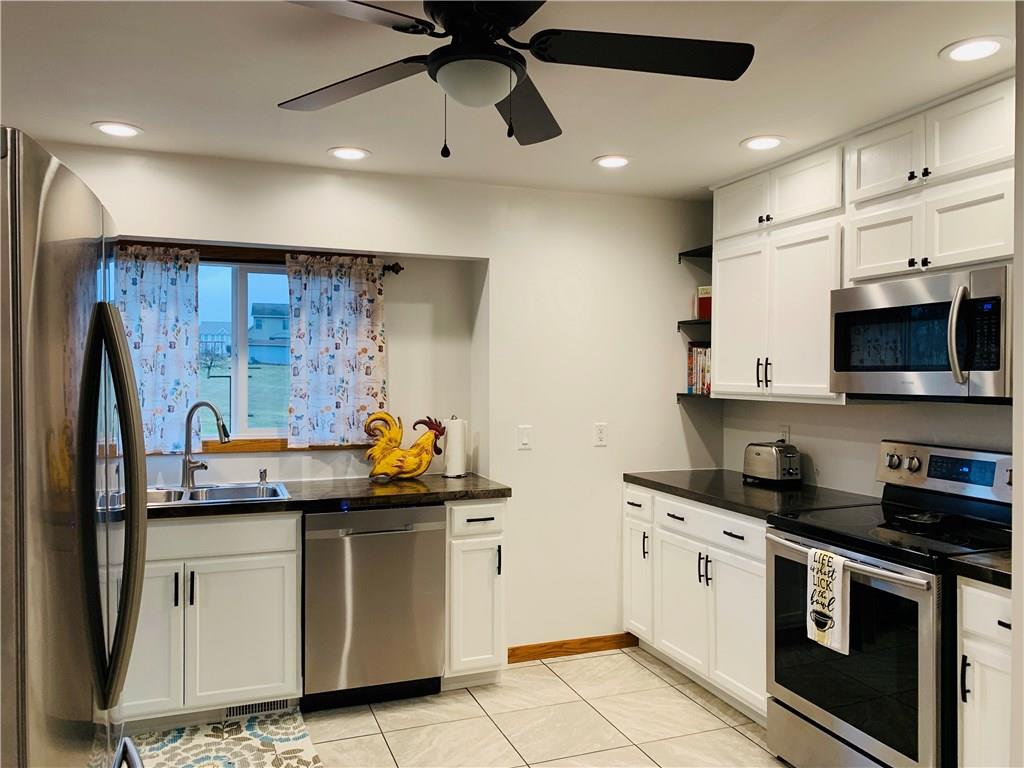 201 Aiken Road New Castle, PA 16101 - Photo 7 of 23