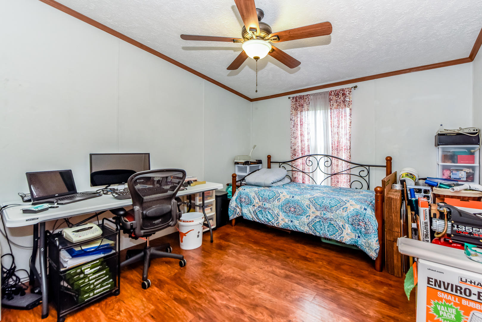 1360 Stony Point Road Knoxville, TN 37914 - Photo 18 of 23 Third bedroom