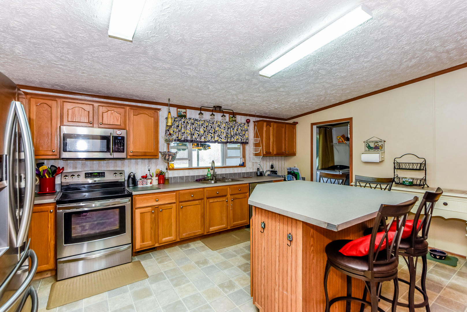 1360 Stony Point Road Knoxville, TN 37914 - Photo 9 of 23 Kitchen