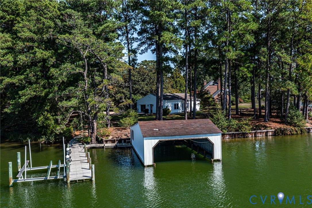 430 Harveys Neck Road Heathsville, VA 22473 - Photo 17 of 51 Boathouse and 10,000 pound lift