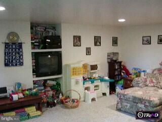 8325 Childs Road Wyndmoor, PA 19038 - Photo 6 of 6 Gallery Image 6