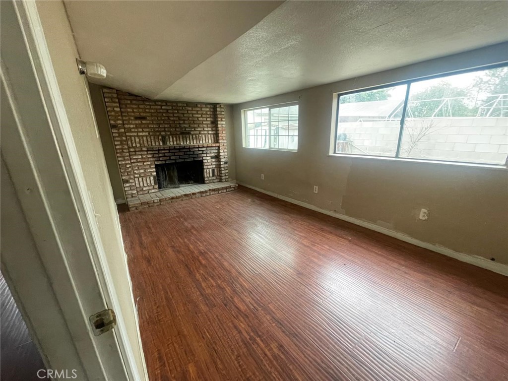 10337 Mull Avenue Riverside, CA 92505 - Photo 6 of 26