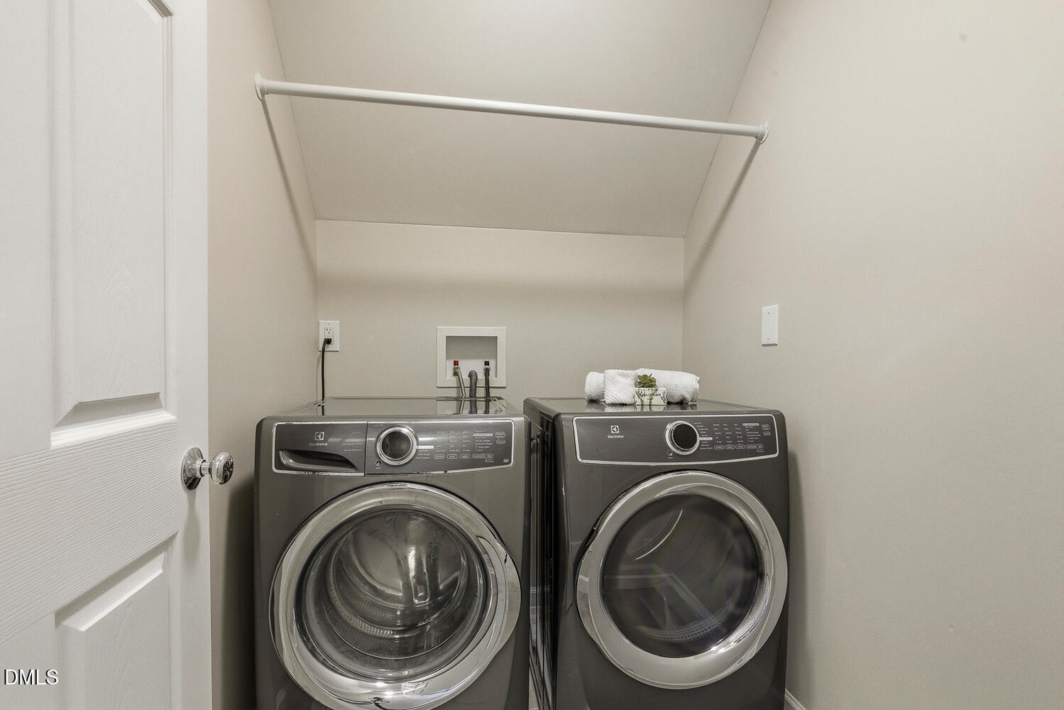 309 Timber Cut Lane Apex, NC 27502 - Photo 40 of 61 309 Timber Cut Ln Apex NC-large-043-017-