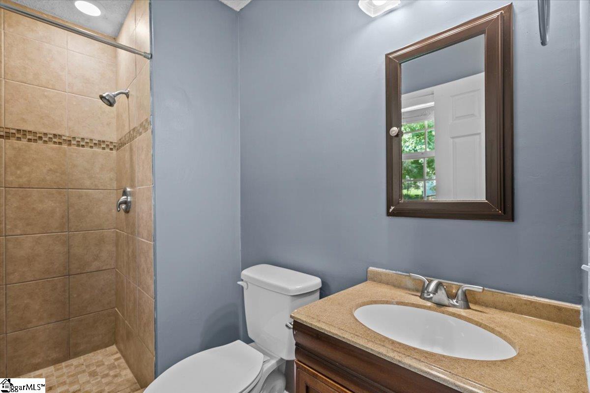 3 Stevenson Road Taylors, SC 29687 - Photo 10 of 22 Gallery Image 10