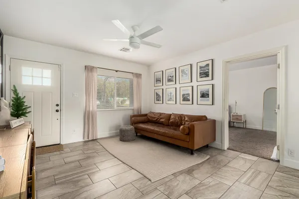 $4,900 | 2613 East Pierson Street, Phoenix, AZ 85016