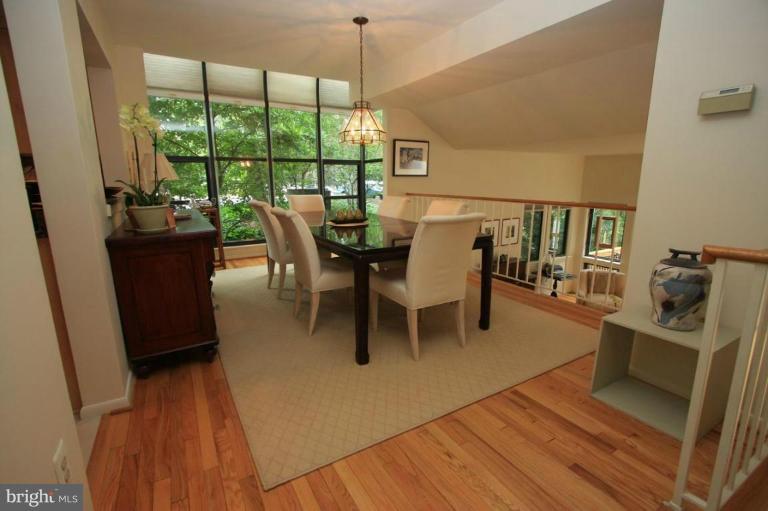 11014 Thrush Ridge Road Reston, VA 20191 - Photo 13 of 27 Dining Room #2