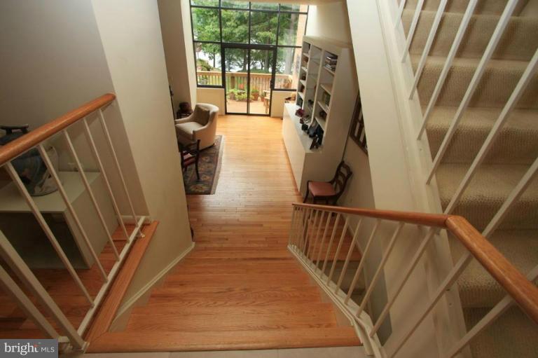 11014 Thrush Ridge Road Reston, VA 20191 - Photo 23 of 27 Unique #1