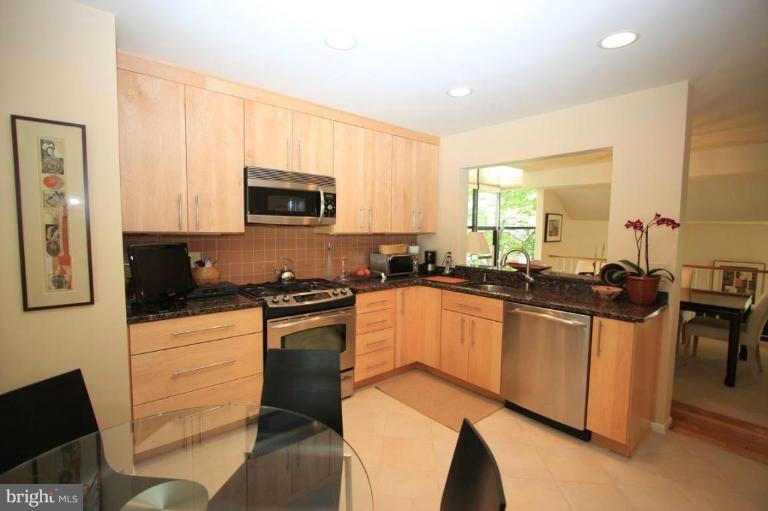 11014 Thrush Ridge Road Reston, VA 20191 - Photo 6 of 27 Kitchen #2
