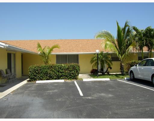 1979 Juno Road, Unit 3 North Palm Beach, FL 33408 - Photo 1 of 6 Primary Photo